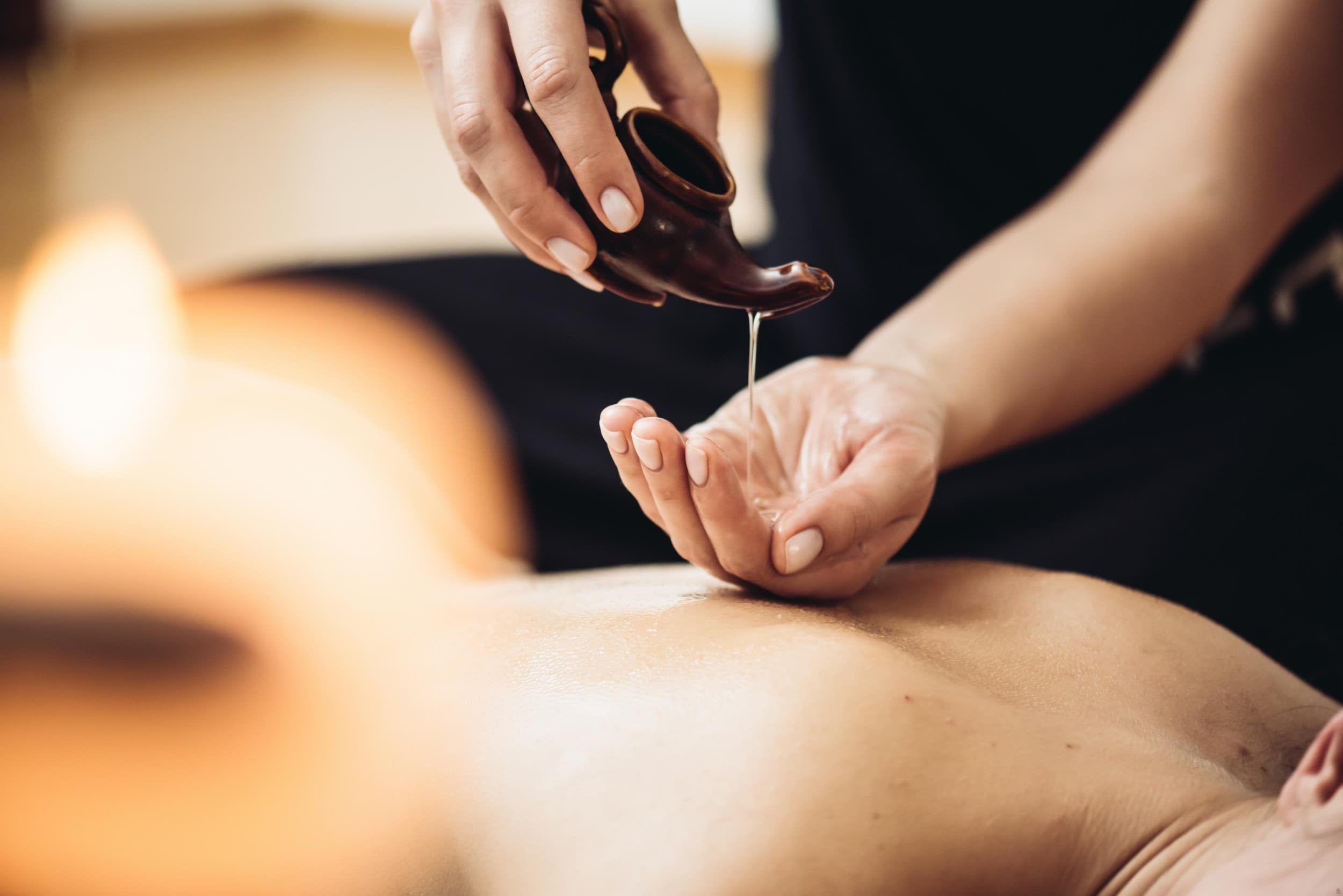 10 klasiskās muguras masāžas seansi studijā "Relax&SPA" Daugavpilī | Davanu Serviss