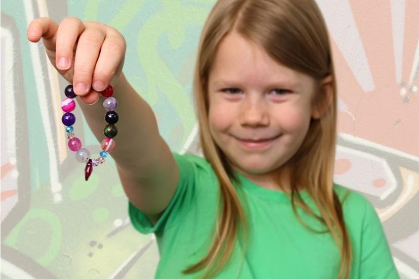 Bērnu rotu veidošanas meistarklase pie "Nela Gems" (6 pers.)