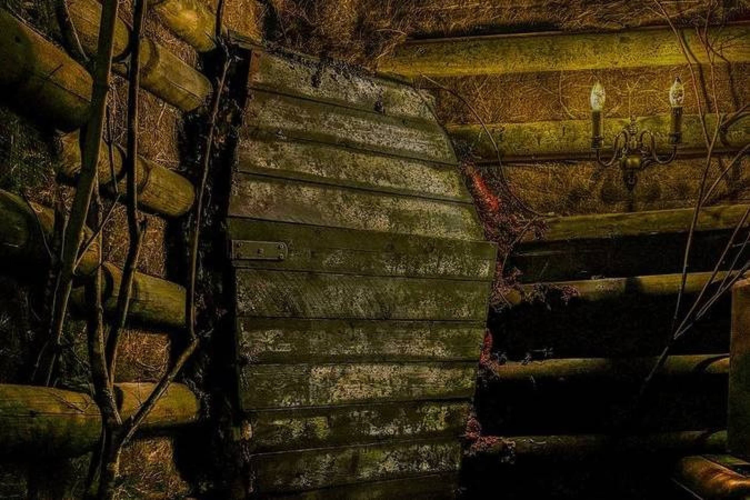 Квест «Заброшенная хижина с гробами» от Urbex Quest | Davanu Serviss