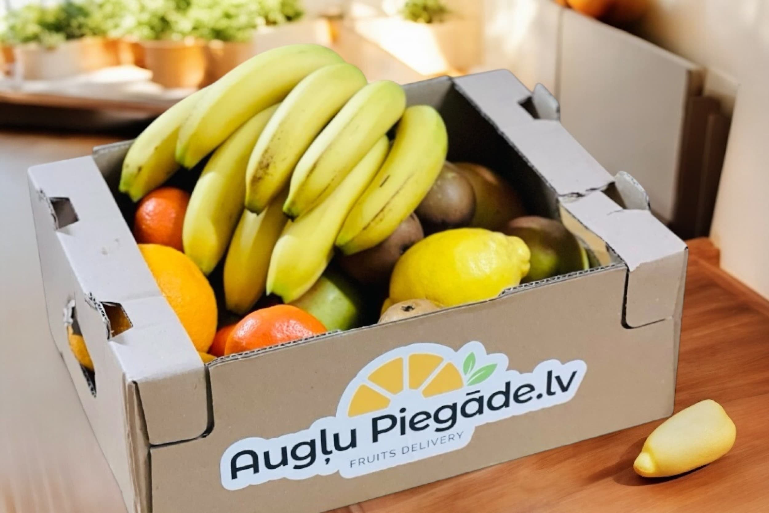 Augļu grozs ar piegādi Rīgā 