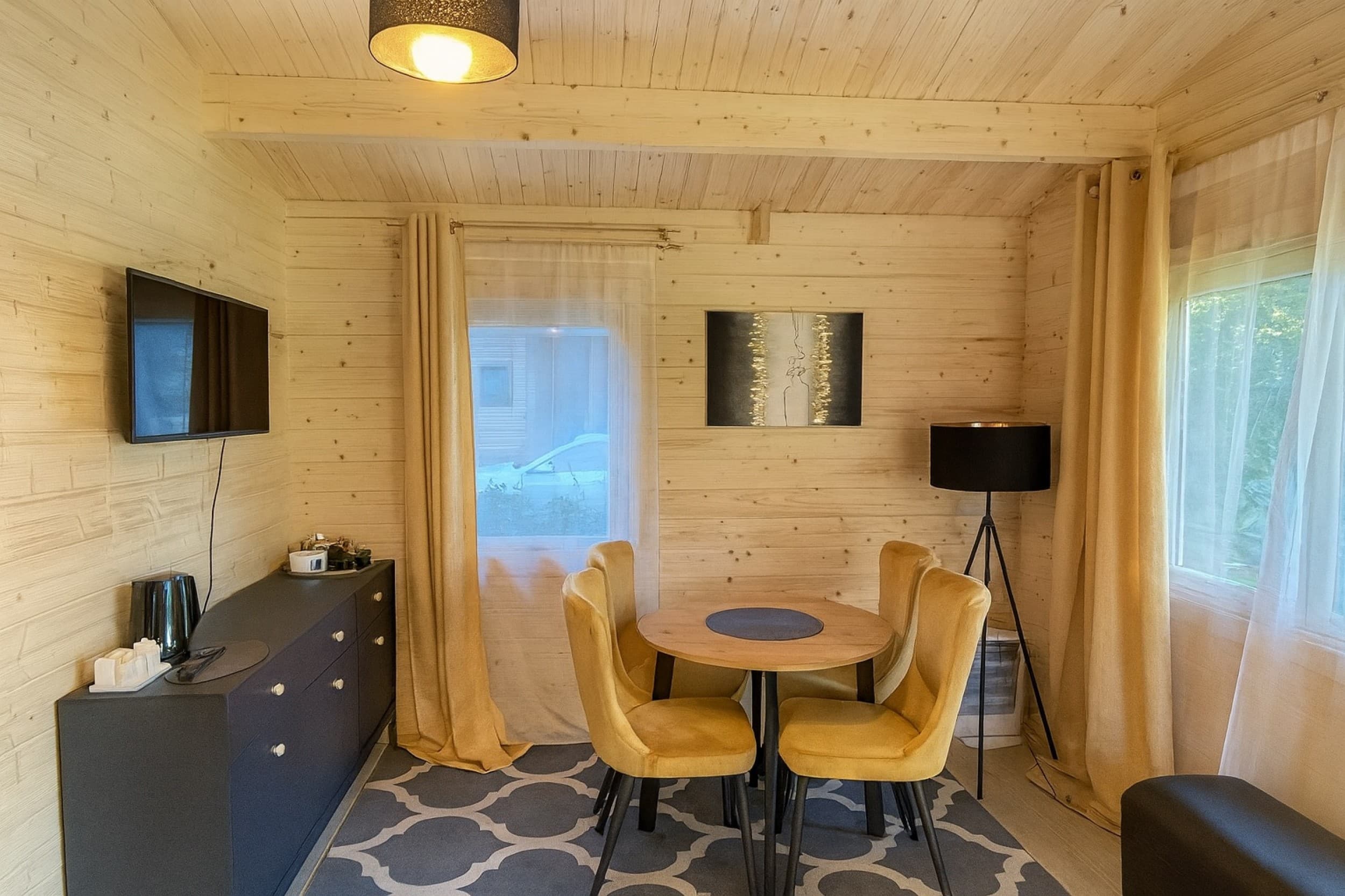 Saulkrasti Beach Cottage: atpūta pie jūras pārim vai ģimenei | Davanu Serviss