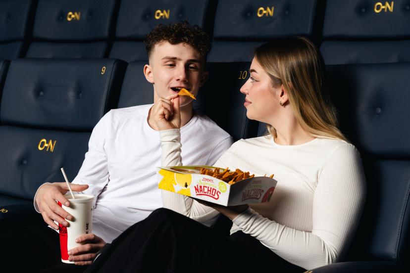 CINAMON SuperCombo diviem: kino, popkorns un dzēriens Rīgā