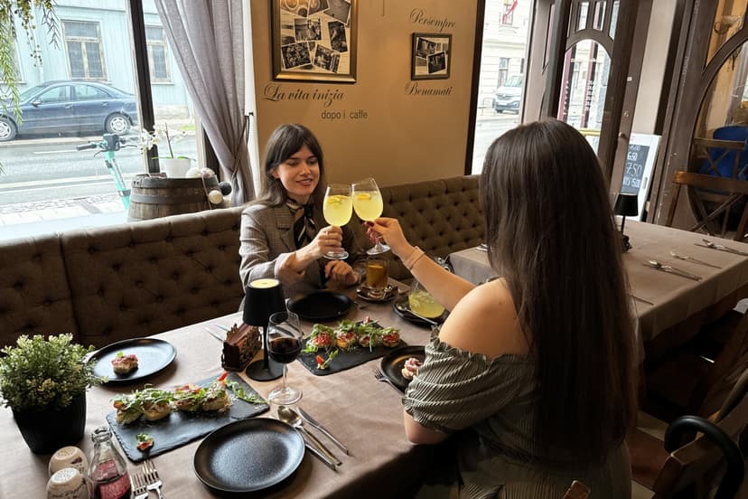 Itāļu vakariņas ar vīnu un desertu diviem – Da Roberta Rīgā