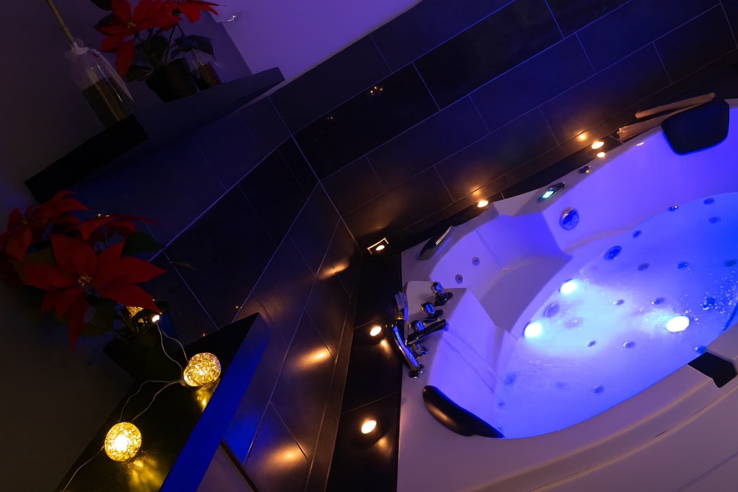 Floriena Luxury SPA: rituāls pārim ar masāžu un džakuzi | Davanu Serviss