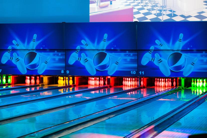 Pepsi Centrs: boulinga spēle draugiem darbdienu vakaros