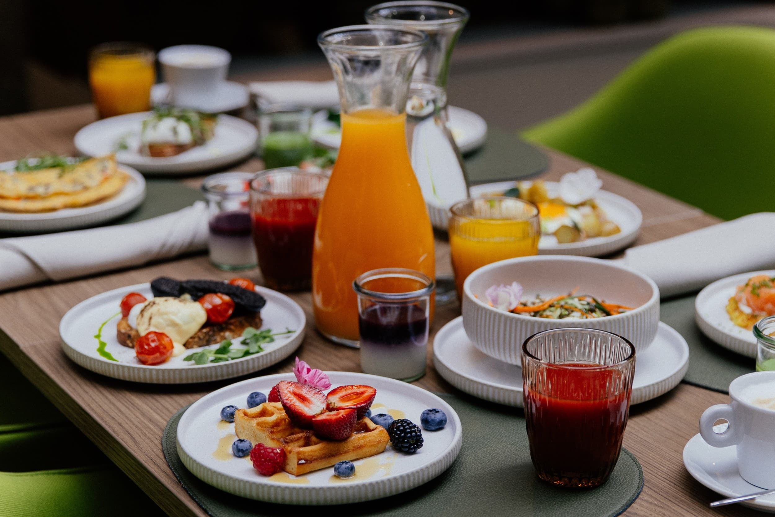 Pullman Breakfast – pieczvaigžņu brokastis Rīgas sirdī | Davanu Serviss