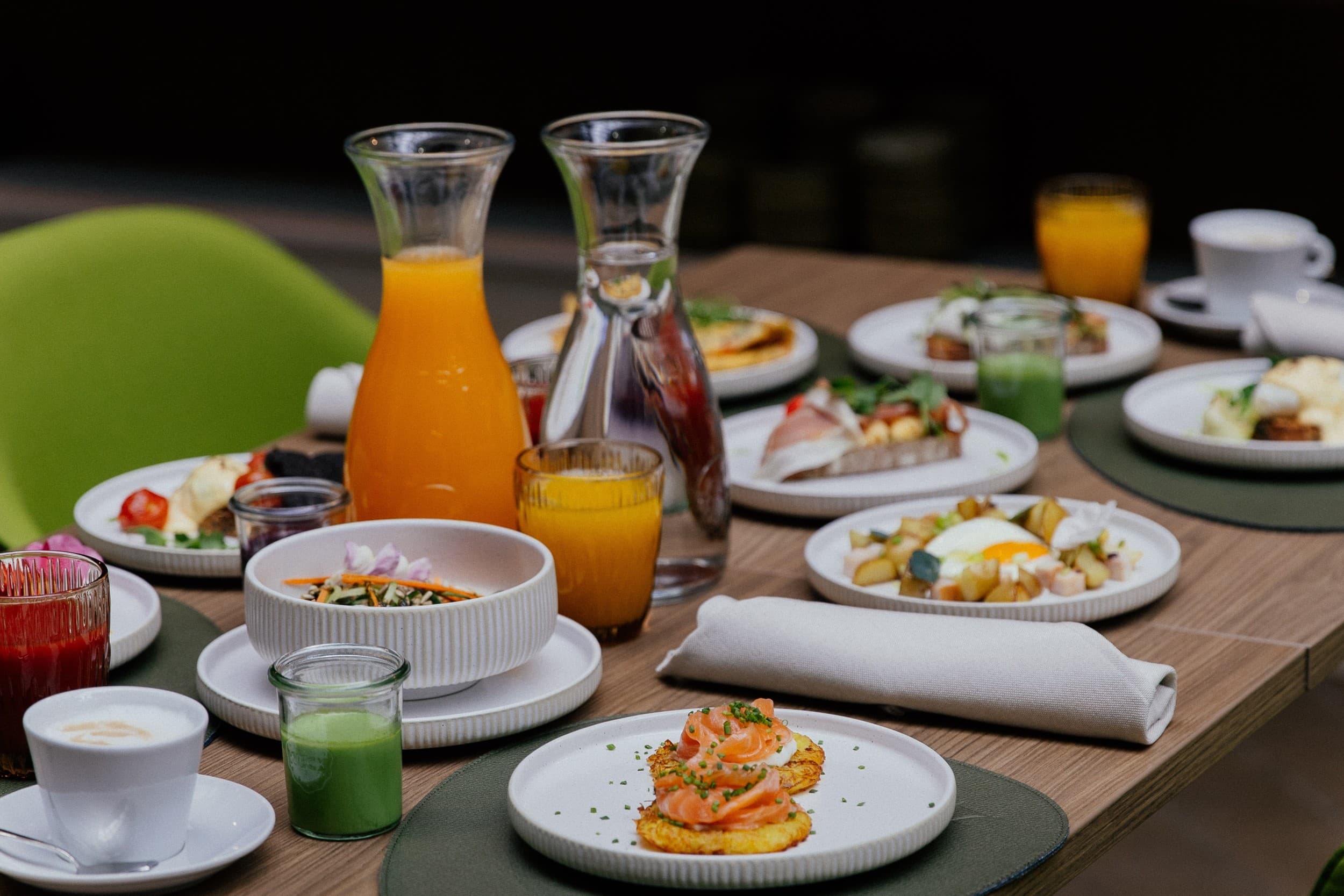 Pullman Breakfast – pieczvaigžņu brokastis Rīgas sirdī | Davanu Serviss