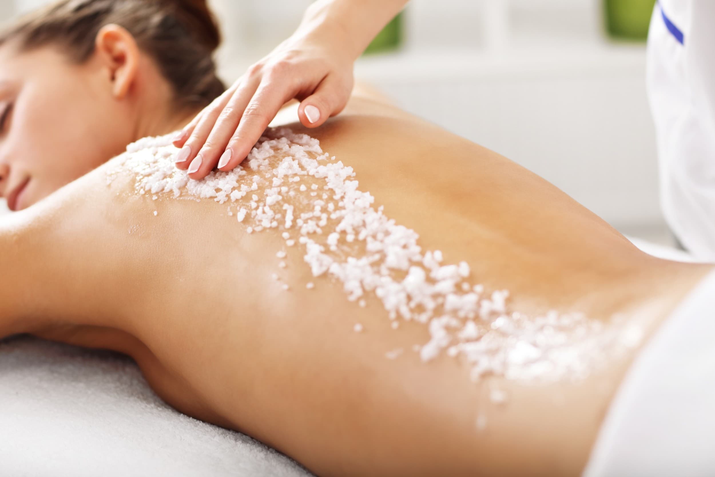 Аромат розы – нежный SPA-ритуал с массажем в салоне L SANTE | Davanu Serviss