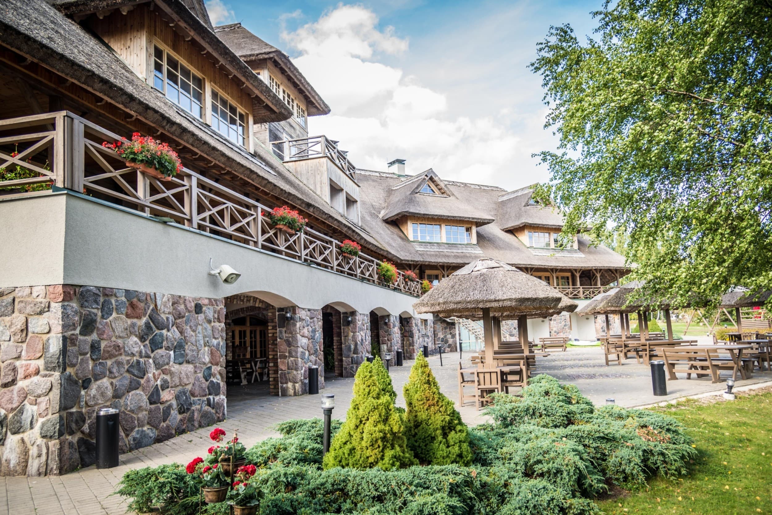 Porto Resort: All Inclusive отдых у озера для двоих, Лиласте | Davanu Serviss