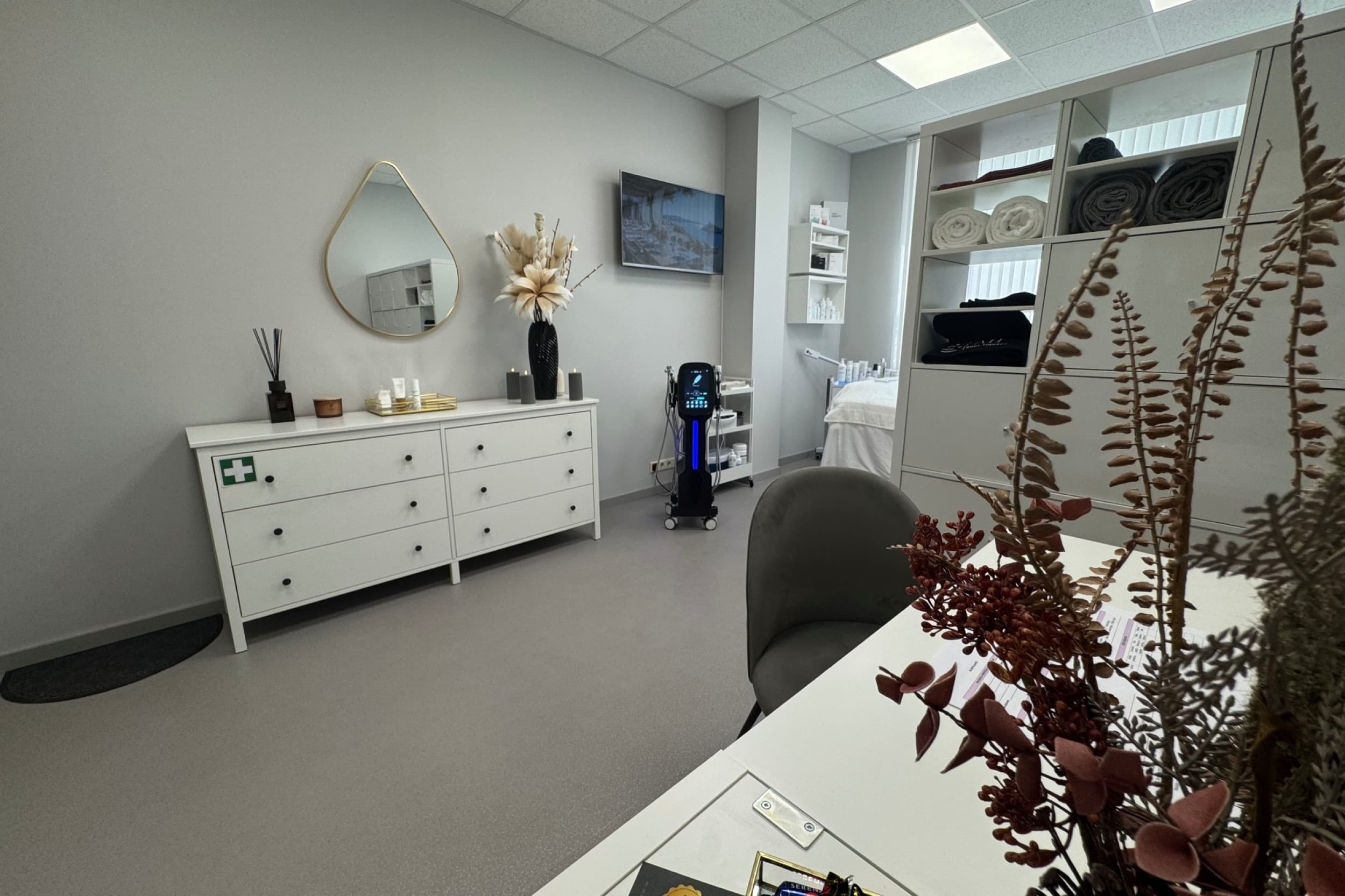 IUMA HAIR matu mezoterapija AH Body Therapy studijā | Davanu Serviss