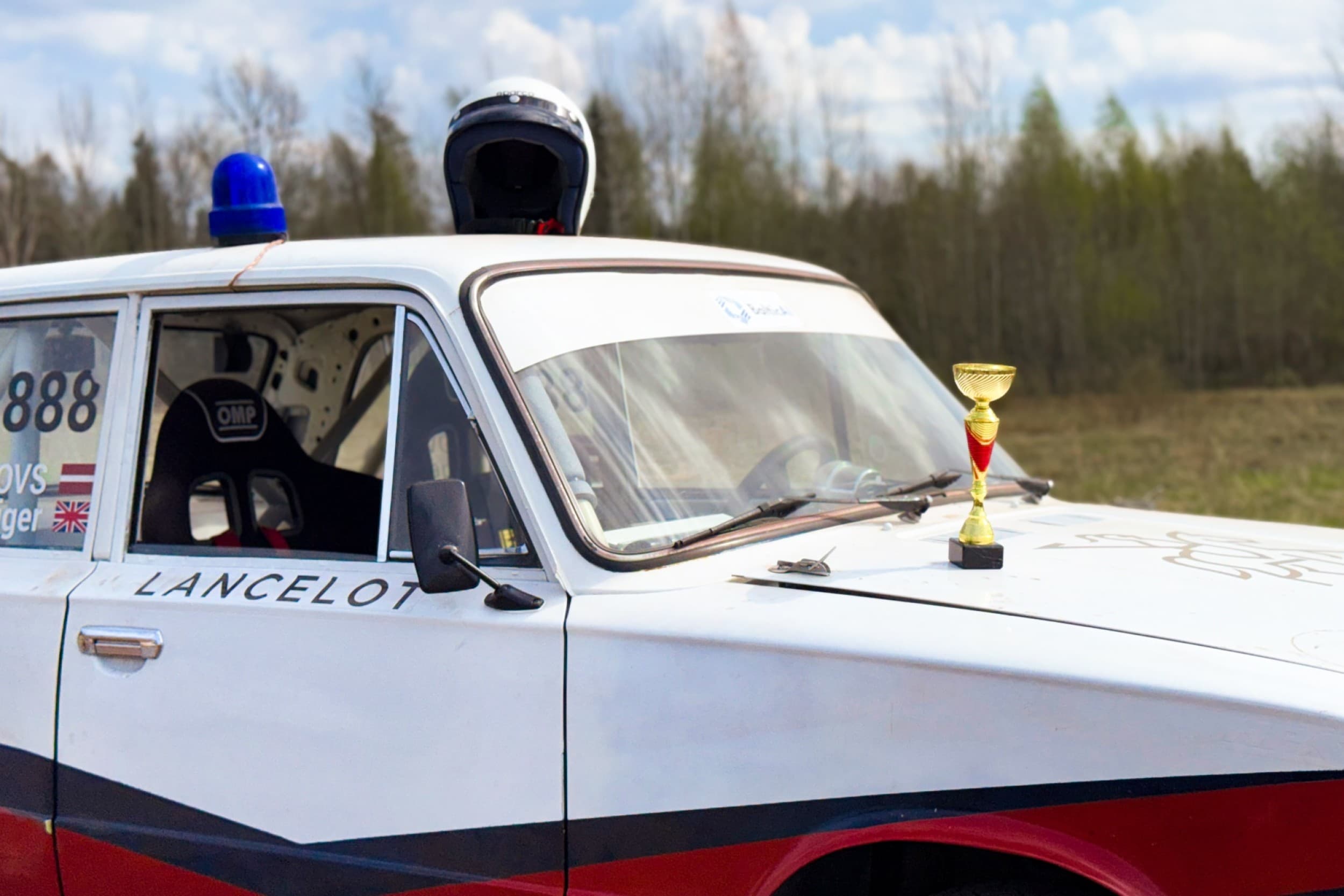 Rallija taksi - brauciens ar rallija Žiguli (1 personai)