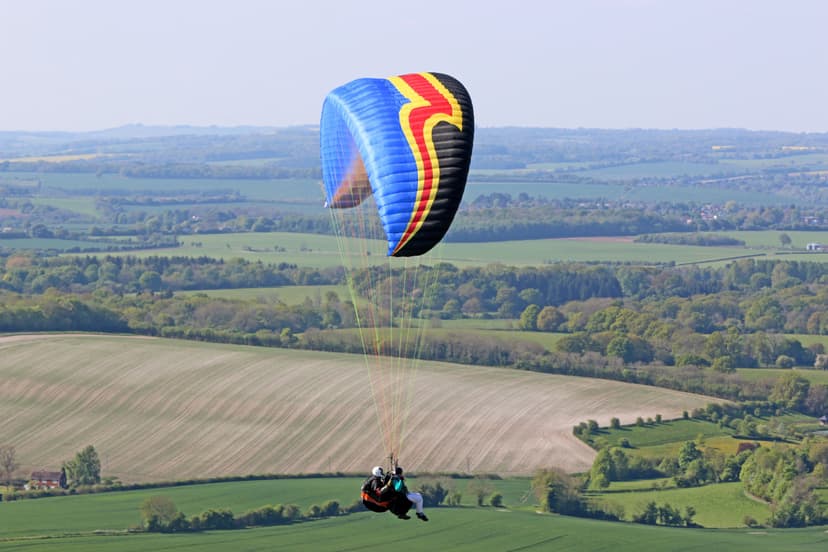 Paraplāna lidojums virs Daugavpils tandēmā ar instruktoru