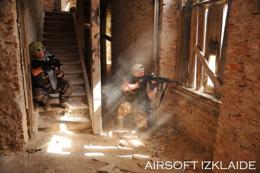 Airsoft militārā izklaide divām personām