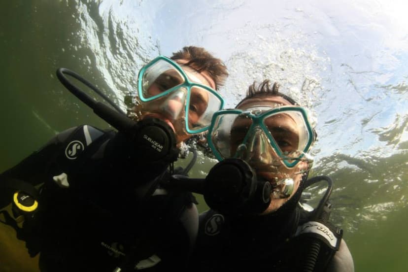 Niršanas piedzīvojums Plateliai ezerā un zemūdens fotosesija diviem