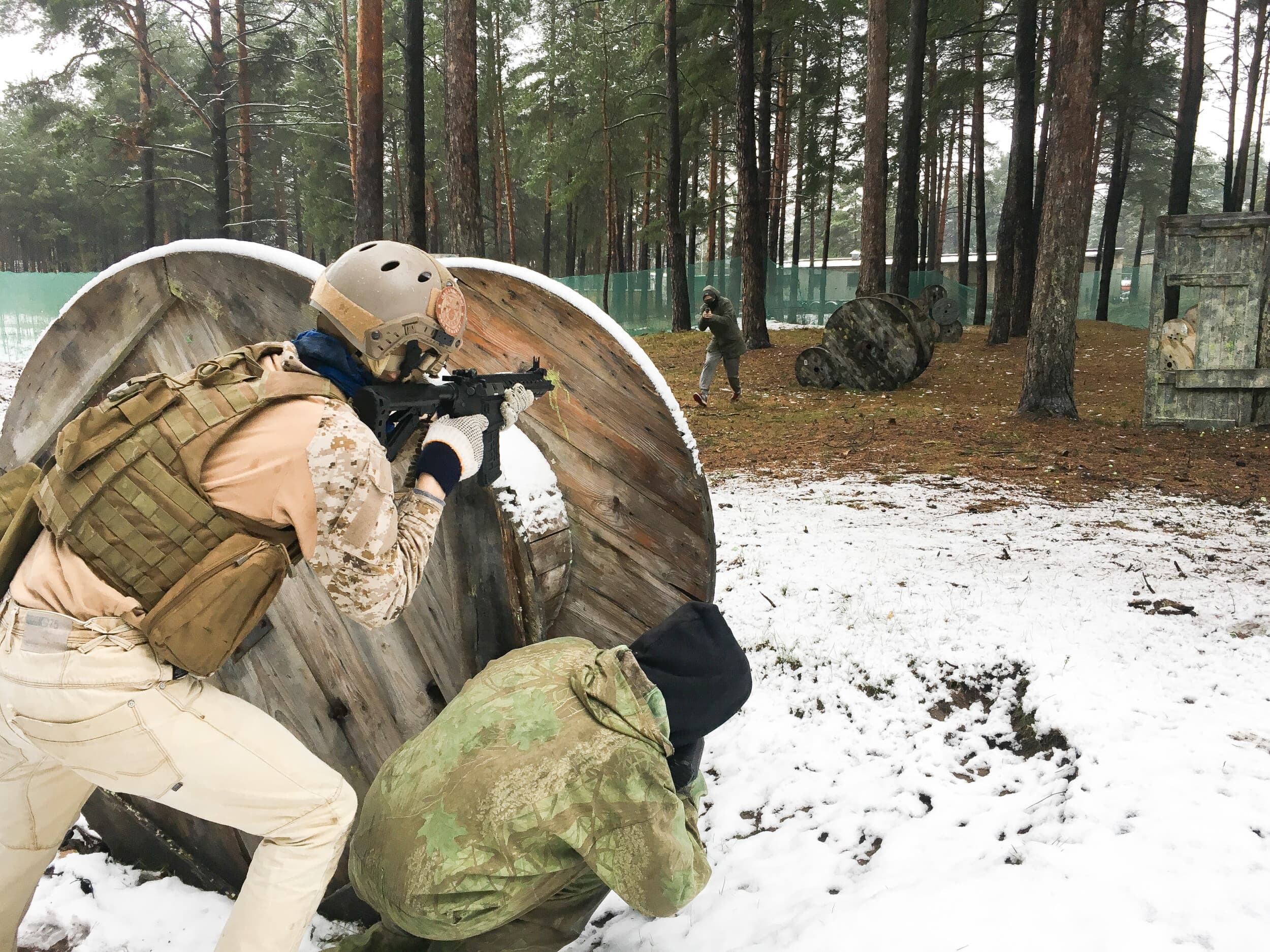 Игра в Airsoft в помещении или на открытом воздухе от GUNSnLASERS (1 перс., 3ч, Рига)