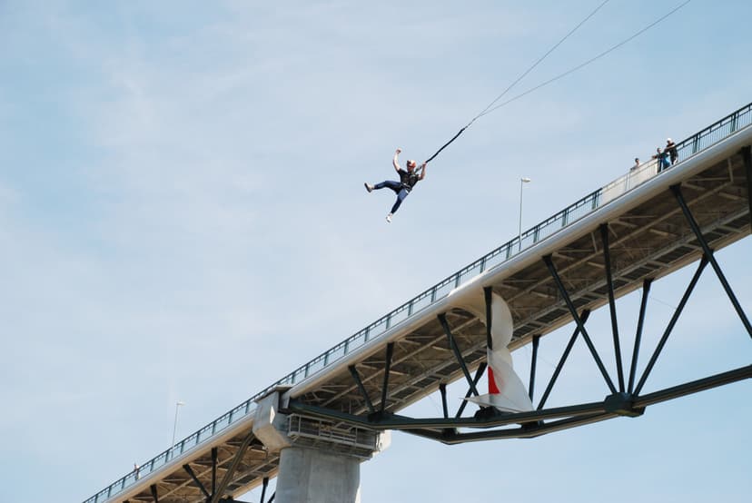 Virvju lēkšana no rekordliela augstuma diviem