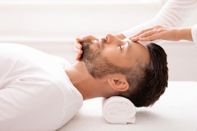 Sejas klasiskā masāža vīrietim