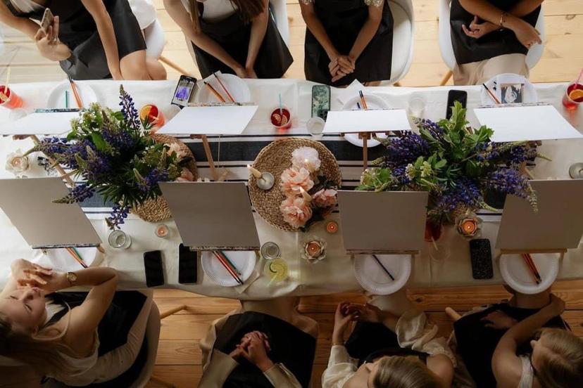 Gleznošanas meistarklase "Astttartt" studijā