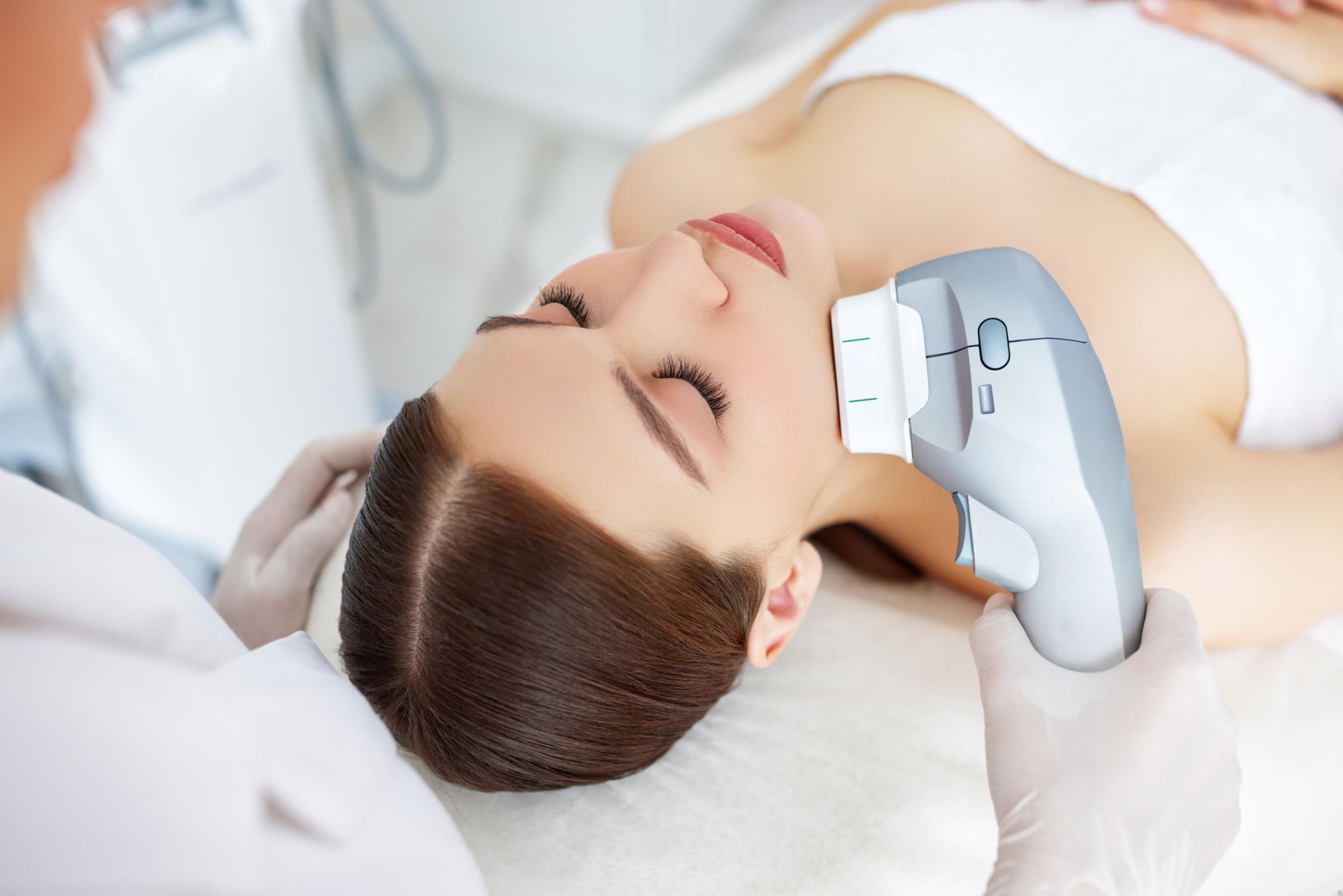 Ultraskaņas sejas liftinga procedūra no ''Body Lab'' (5 seansi) | Davanu Serviss
