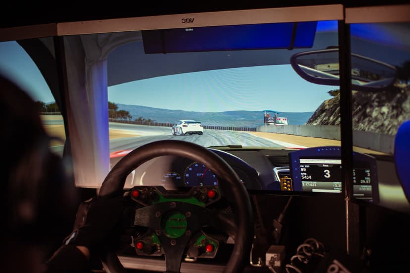 2 stundu izbrauciens ar profesionāliem auto sacīkšu simulatoriem 2 personām