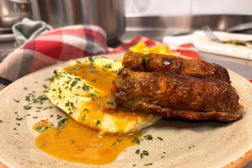 Latviešu nacionālās virtuves meistarklase pie "Makss un Morics"