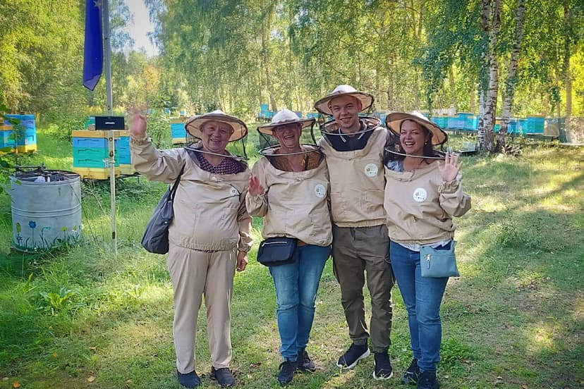 Vīzes Drava: bišu stāsti un degustācija (līdz 10 pers.)