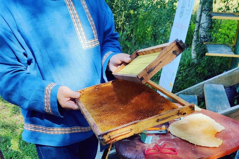 Biškopības noslēpumi Vīzes Dravā ar degustāciju diviem