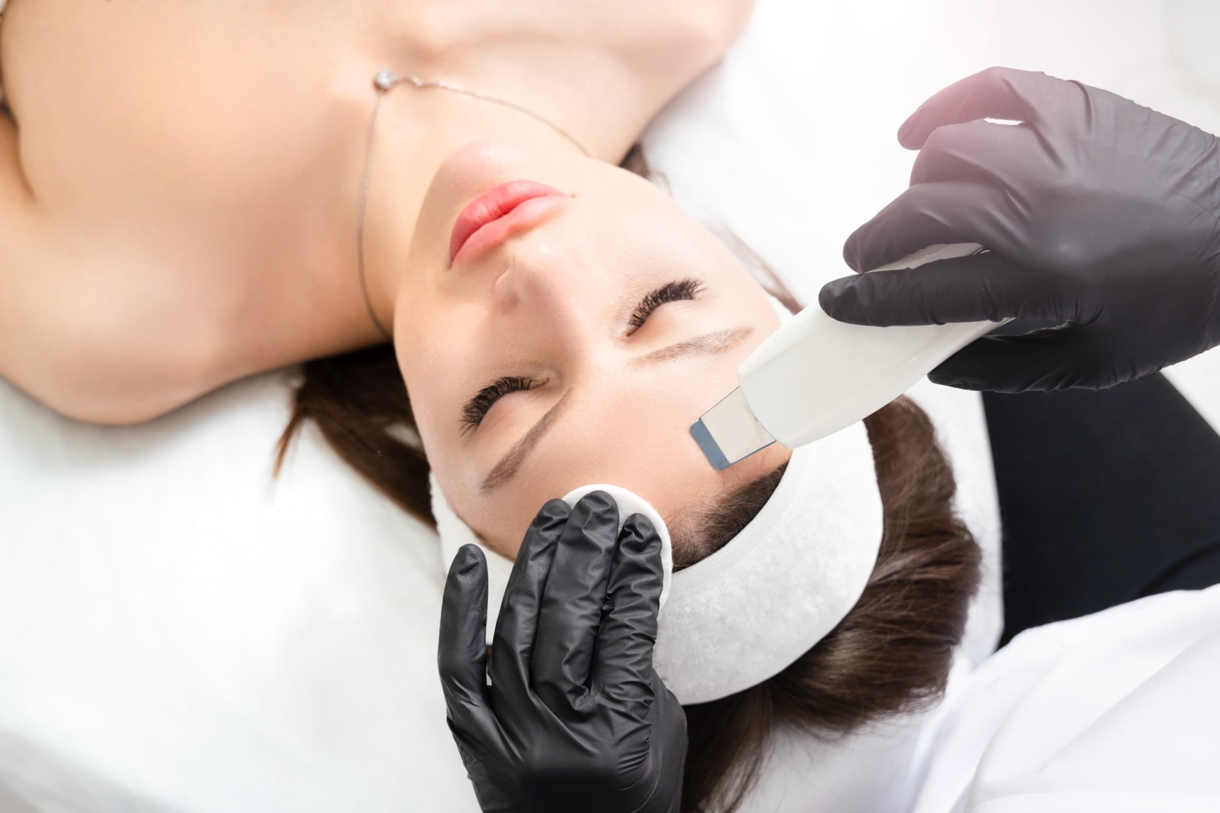 Ultra Cleanse – dziļā sejas ādas attīrīšana L SANTE salonā | Davanu Serviss